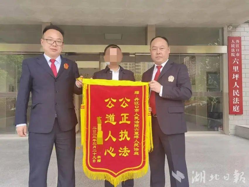 29bbf95cb3c440d3b6ad668a05cda5d9_noop.jpg 29bbf95cb3c440d3b6ad668a05cda5d9_noop.jpg